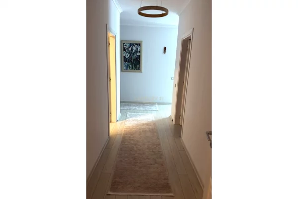 Appartamento in vendita a Durazzo 2+1, Arredato