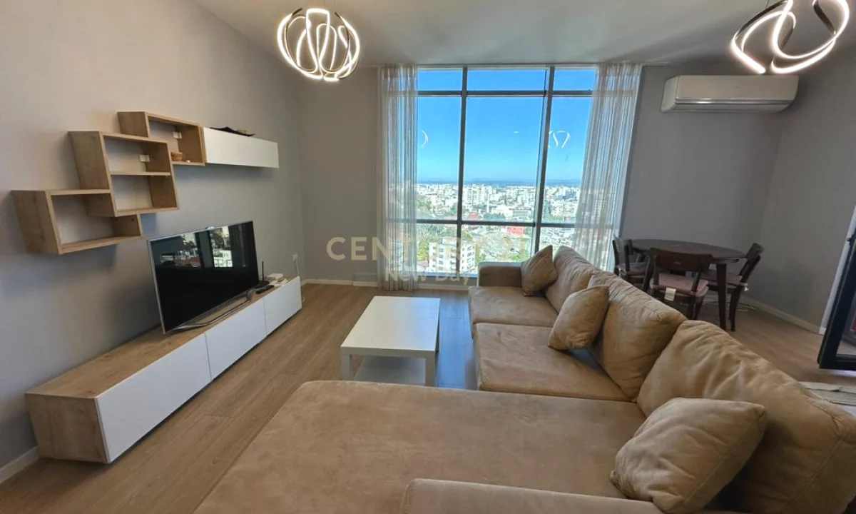 Appartamento in vendita a Durazzo 1+1, Arredato