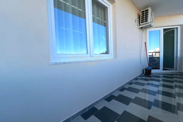 Appartamento in vendita a Durazzo 3+1, Arredato