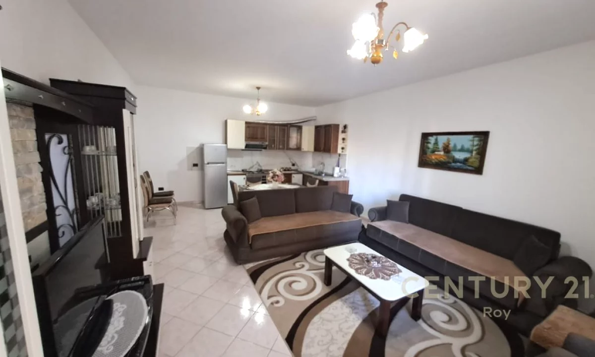 Shtepi ne shitje Apartament ne Durres, 2+1, Mobilimi Pjeserisht e mobiluar, Pagesa 156,000  Euro.