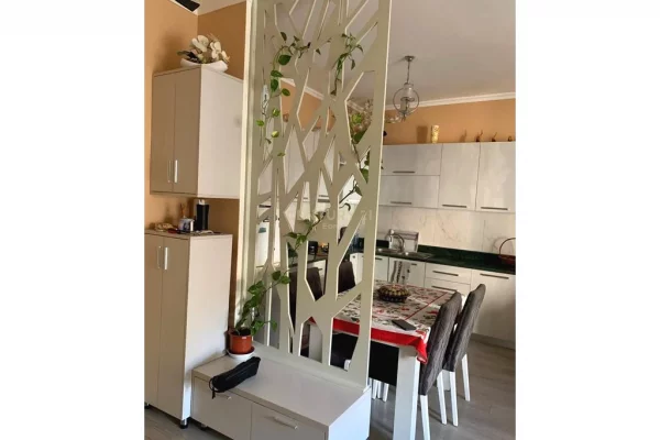 Shtepi ne shitje Apartament ne Durres, 1+1, Mobilimi Pjeserisht e mobiluar, Pagesa 132,000  Euro.
