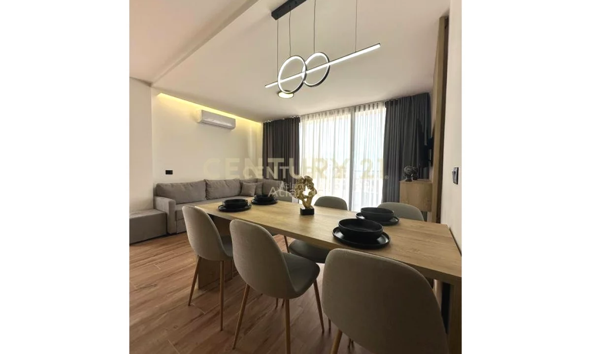 Shtepi ne shitje Apartament ne Durres, 2+1, Mobilimi E mobiluar, Pagesa 180,000  Euro.