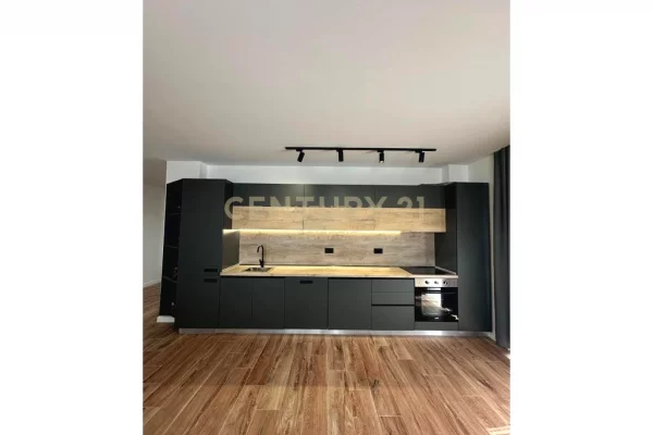 Shtepi ne shitje Apartament ne Durres, 2+1, Mobilimi E mobiluar, Pagesa 180,000  Euro.