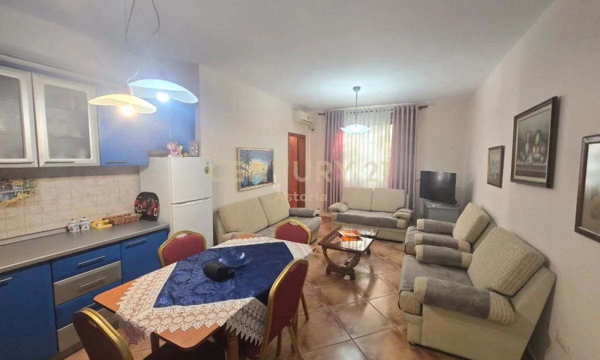 Shtepi ne shitje Apartament ne Durres, 1+1, Mobilimi E mobiluar, Pagesa 77,000  Euro.