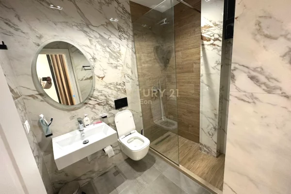 Shtepi ne shitje Apartament ne Durres, 2+1, Mobilimi E mobiluar, Pagesa 360,000  Euro.