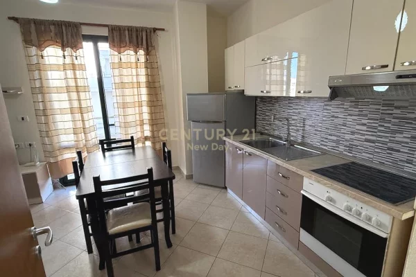 Shtepi ne shitje Apartament ne Durres, 1+1, Mobilimi Pjeserisht e mobiluar, Pagesa 117,000  Euro.