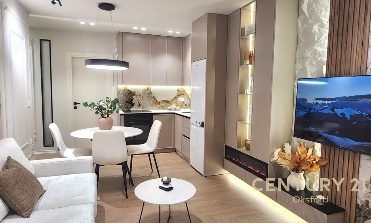 Shtepi ne shitje Apartament ne Durres, 2+1, Mobilimi E mobiluar, Pagesa 165,000  Euro.