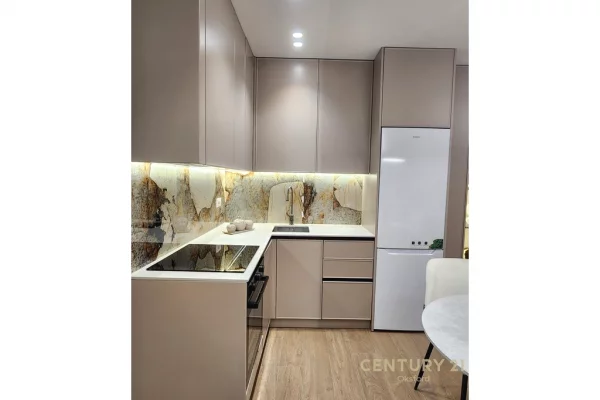 Shtepi ne shitje Apartament ne Durres, 2+1, Mobilimi E mobiluar, Pagesa 165,000  Euro.