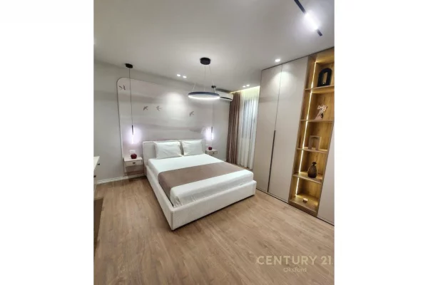 Shtepi ne shitje Apartament ne Durres, 2+1, Mobilimi E mobiluar, Pagesa 165,000  Euro.