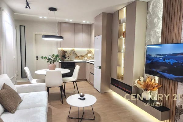 Shtepi ne shitje Apartament ne Durres, 2+1, Mobilimi E mobiluar, Pagesa 165,000  Euro.