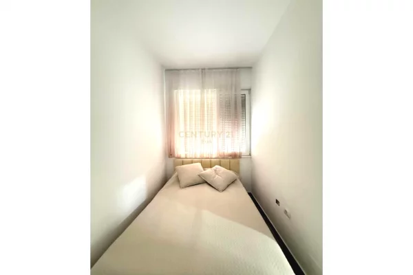 Appartamento in vendita a Durazzo 2+1, Arredato