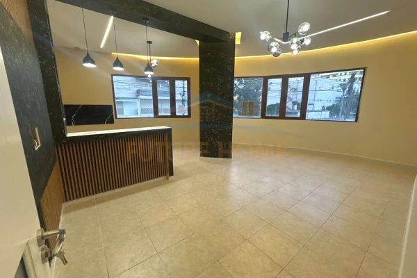 Shitet, Apartament 3+1, Plazh, Durrës