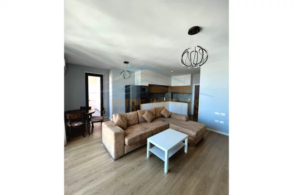 Shtepi ne shitje Apartament ne Durres, 1+1, Mobilimi E mobiluar, Pagesa 220,000  Euro.