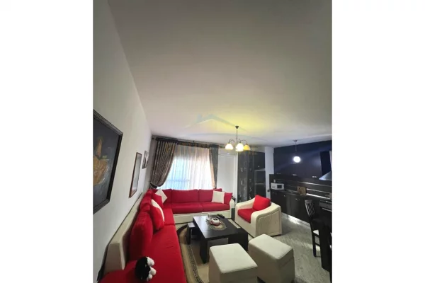 Shtepi ne shitje Apartament ne Durres, 1+1, Mobilimi E mobiluar, Pagesa 150,000  Euro.