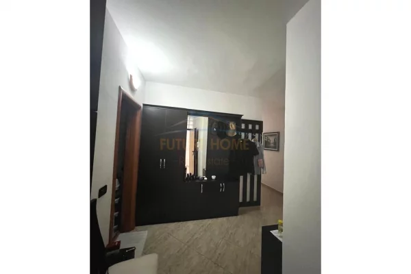 Shtepi ne shitje Apartament ne Durres, 1+1, Mobilimi E mobiluar, Pagesa 150,000  Euro.