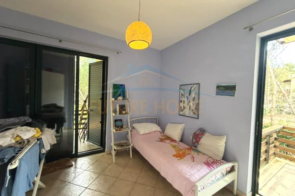 Appartamento in vendita a Durazzo 3+1, SemiArredato