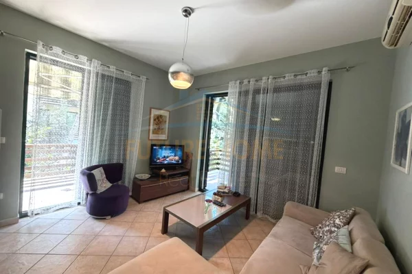 Appartamento in vendita a Durazzo 3+1, SemiArredato