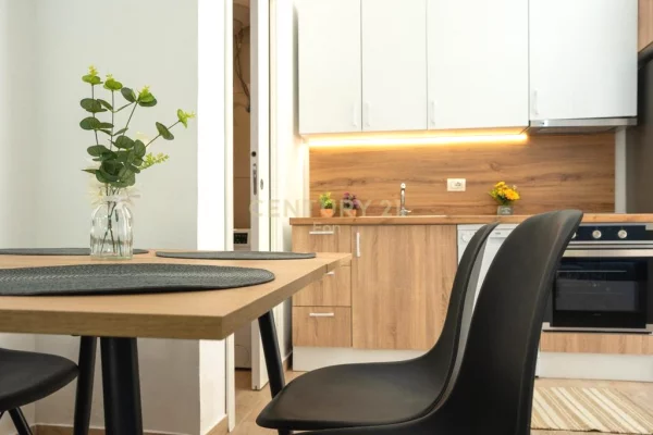 Shtepi ne shitje Apartament ne Durres, 1+1, Mobilimi E mobiluar, Pagesa 110,000  Euro.
