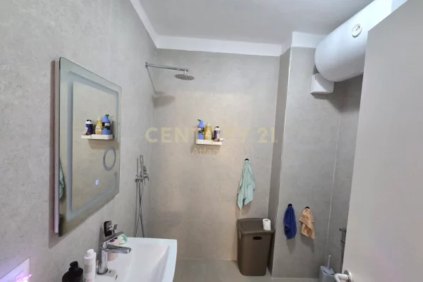 Shtepi ne shitje Apartament ne Durres, 1+1, Mobilimi E mobiluar, Pagesa 137,000  Euro.