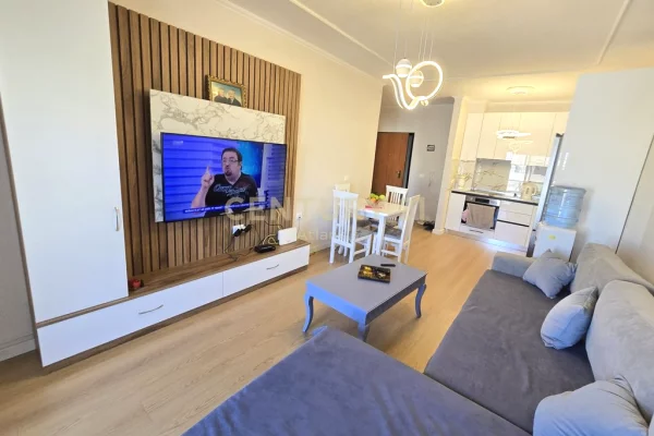 SHITET APARTAMENT 1+1 NE PLAZH,DURRES!