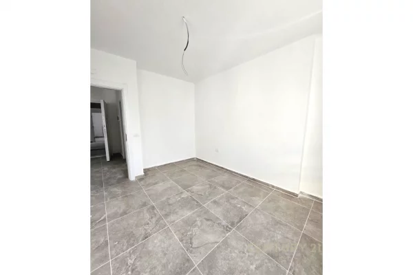 Shtepi ne shitje Apartament ne Durres, 2+1, Mobilimi Bosh, pa mobiluar, Pagesa 103,680  Euro.