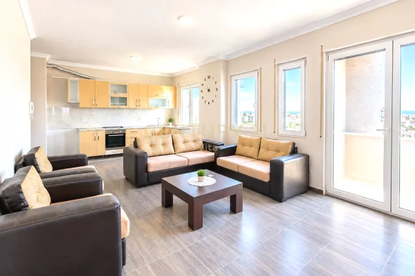 APARTAMENT 2+1+2 TUALETE + BALLKONE ME PAMJE TE LIRE ORJENTIM JUG-LINDJE-PERENDIM GJITH KOHES DRITE 