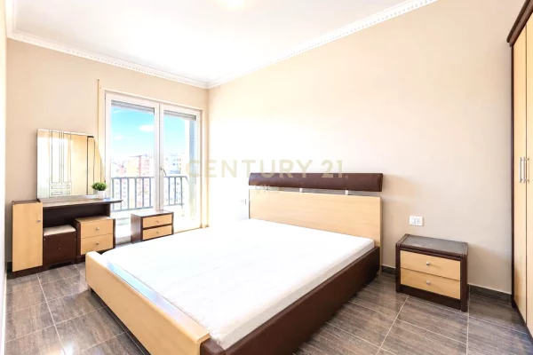 Shtepi ne shitje Apartament ne Durres, 2+1, Mobilimi Pjeserisht e mobiluar, Pagesa 185,968  Euro.