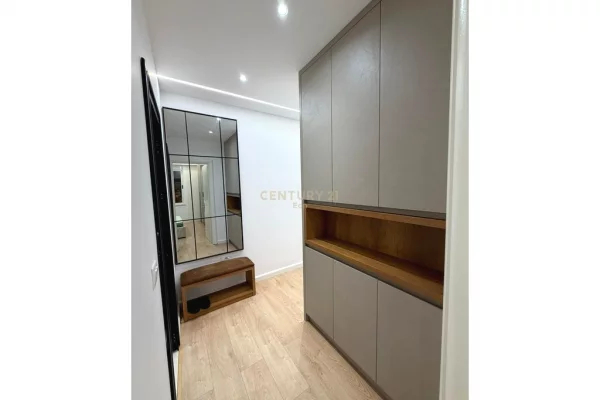Shtepi ne shitje Apartament ne Durres, 1+1, Mobilimi E mobiluar, Pagesa 100,000  Euro.