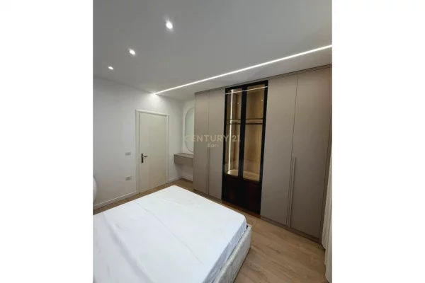 Shtepi ne shitje Apartament ne Durres, 1+1, Mobilimi E mobiluar, Pagesa 100,000  Euro.