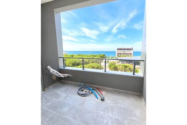 Shtepi ne shitje Apartament ne Durres, 2+1, Mobilimi Bosh, pa mobiluar, Pagesa 235,000  Euro.