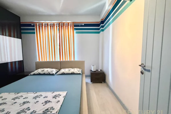 Shtepi ne shitje Vila Luksoze ne Durres, 3+1, Mobilimi E mobiluar, Pagesa 568,500  Euro.