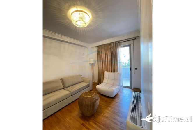 Apartament 2+1+2, Liqeni i Thatë