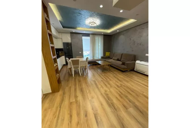 Shtepi ne shitje Apartament ne Tirane, 2+1, Mobilimi E mobiluar, Pagesa 200,000  Euro.