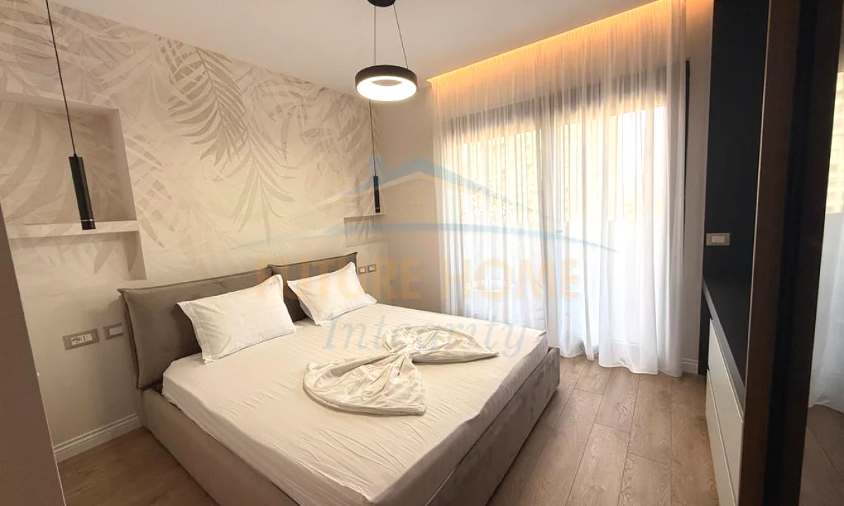 Shtepi ne shitje Apartament ne Tirane, 2+1, Mobilimi E mobiluar, Pagesa 340,000  Euro.