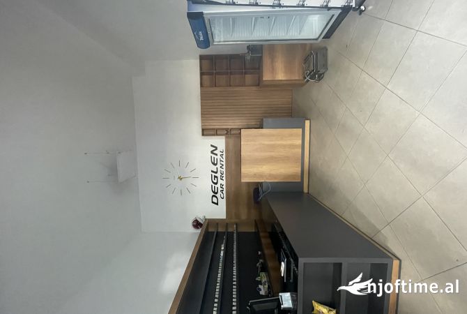 Ambient me qera Bulevardi Migjeni