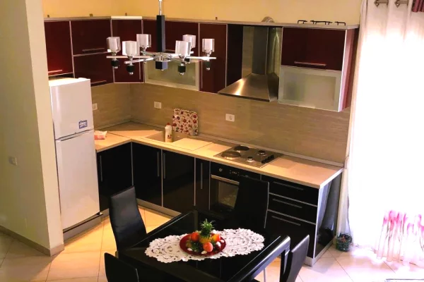 Shtepi me qera Apartament ne Vlore, 1+1, Mobilimi E mobiluar, Pagesa 40,000  Leke.