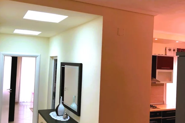 Shtepi me qera Apartament ne Vlore, 1+1, Mobilimi E mobiluar, Pagesa 40,000  Leke.