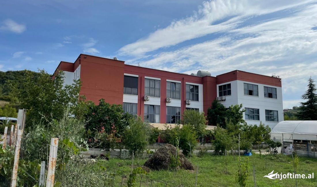 Godine Multifunksionale me qira ne Prush