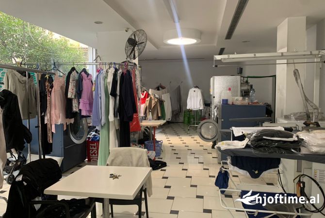 Business Property in Sale 1+1 in Tirana - 450,000 Euro