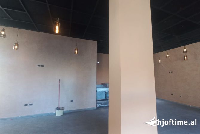 Ambient biznesi me qira afer spitalit Amerikan 2