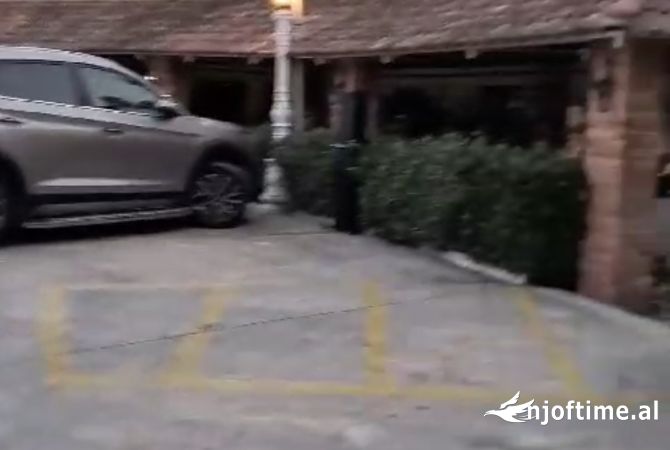 Business Property in Sale 2+1 in Tirana - 110,000,000 Euro