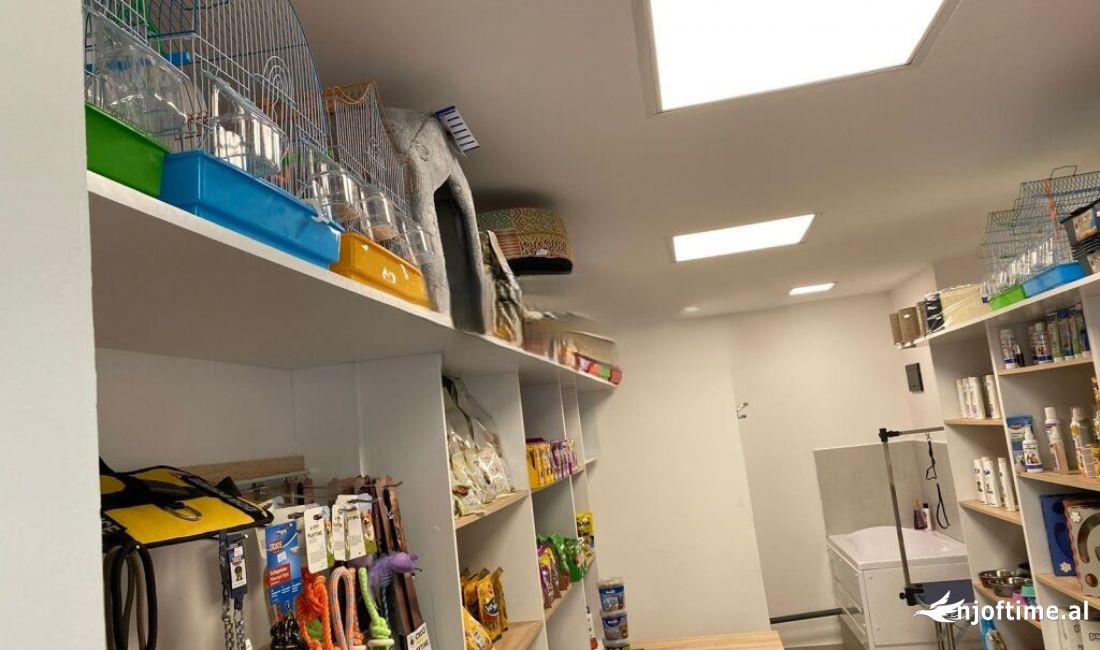 SHESIM BIZNES PET SHOP PRANE ISH STACIONIT TE TRENIT !! 8,500 Euro