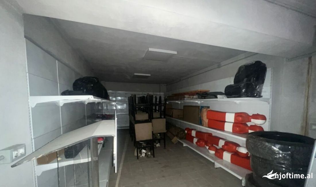 SHESIM POST PARKIMI TEK KOMUNA E PARISIT! 28,000 Euro