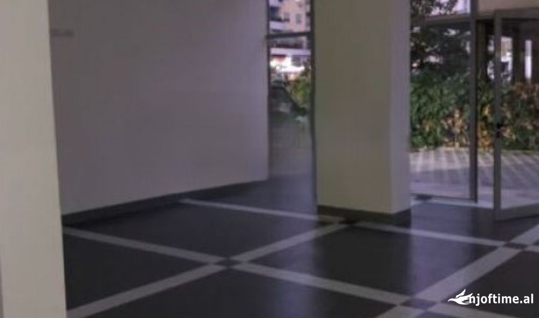 SHITET AMBIENT KOMERCIAL NE YZBERISHT! 145,000 Euro