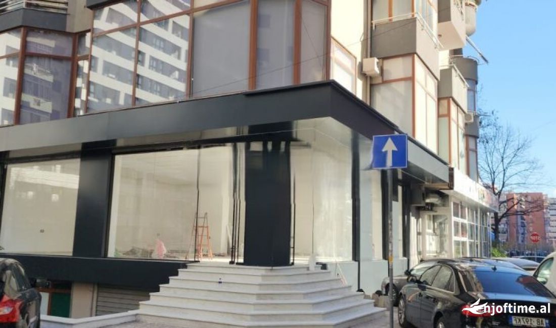 RR. E KAVAJES, SHESIM AMBIENT KOMERCIAL! 560,000 Euro