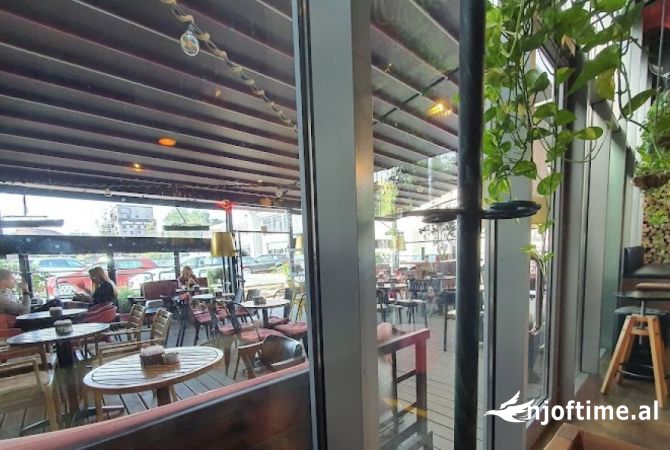 Ambient biznesi ne shitje 2+1 ne Tirane - 120,000 Euro
