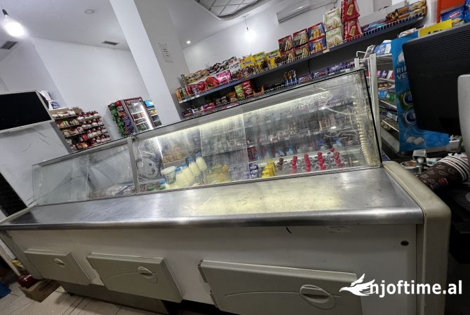 Pajisje biznesi ne shitje ne Tirane - 75,000 Leke