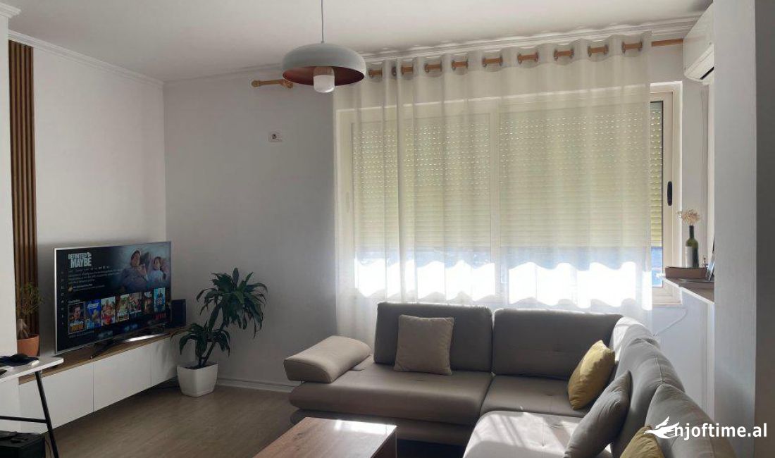 Shtepi me qera Apartament ne Tirane, 1+1, Mobilimi E mobiluar, Pagesa 603  Euro.