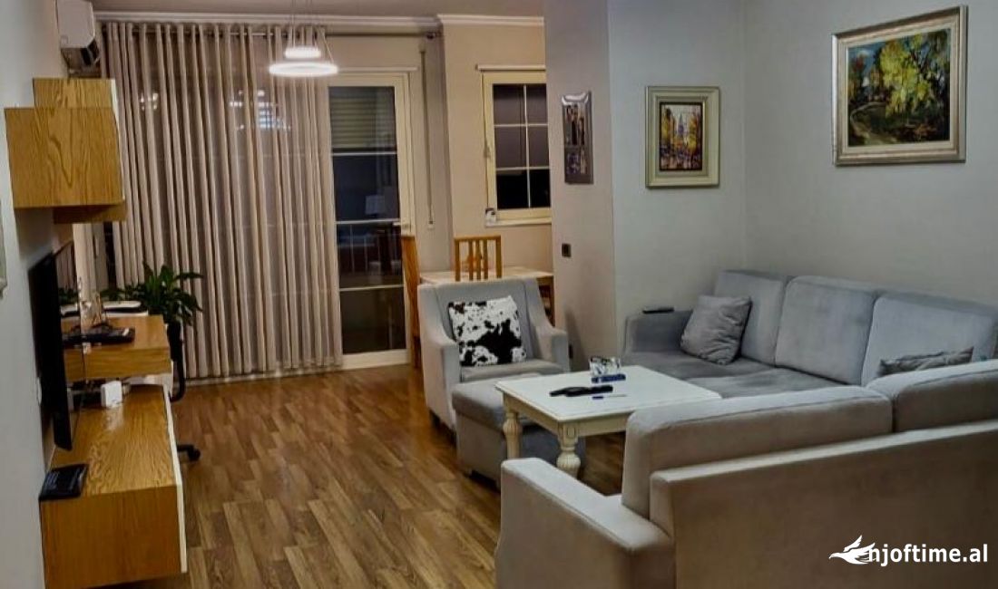 Shtepi me qera Apartament ne Tirane, 2+1, Mobilimi E mobiluar, Pagesa 753  Euro.