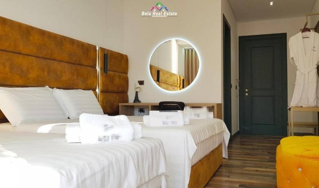 Jepet Me Qera / Shitet Hotel Ne Sarande (ID BH12) Sarande